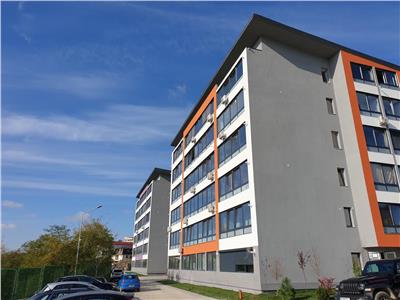 Apartament 3 camere, 2 bai, Pacurari bloc nou