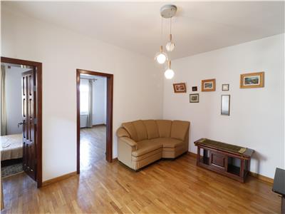 Casa tip duplex, 800 mp utili, teren 674 mp, Copou - Al. Sadoveanu