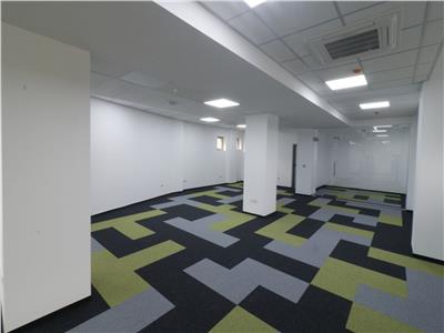 Spatiu de birouri, 220 MP, etaj 3, recent renovat, amenajabil, Zona Dedeman - Cotnari