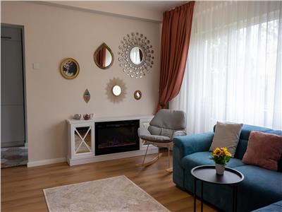 Apartament 3 camere, suprafata utila 61mp, zona ultracentrala - Palat