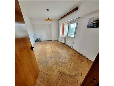 Apartament 3 camere, suprafata 71 mp, zona Arcu