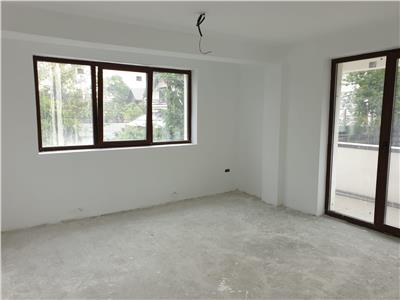 Ap 4 camere la vila, 95 mp, Podul de Fier  Sc. Spectrum