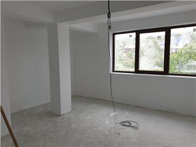 Ap 4 camere la vila, 95 mp, Podul de Fier  Sc. Spectrum