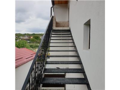 Ap 4 camere la vila, 95 mp, Podul de Fier  Sc. Spectrum