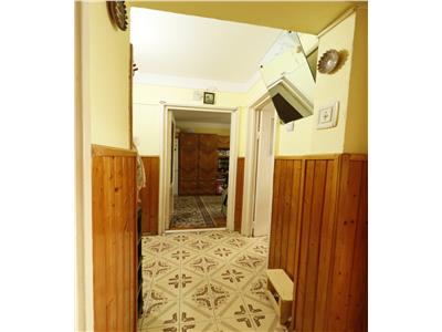 Apartament 2 camere, decomandat, suprafata 38mp, zona Tatarasi