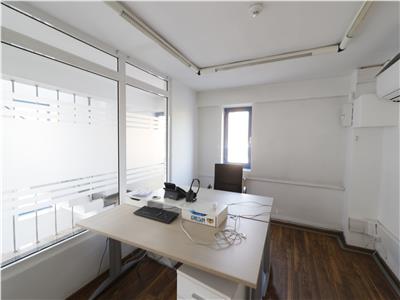 Cladire de birouri, S+P+2E, 816 mp, parcare privata, Central  Pod de Piatra(Bras)