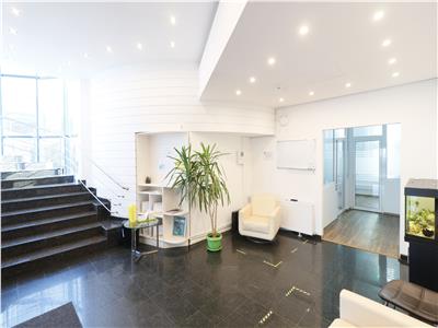 Spatiu de birouri, 210.74 mp, parcare privata, Central - Pod de Piatra(Bras)