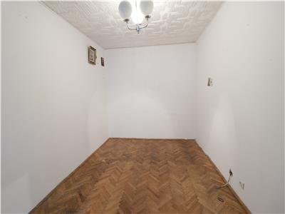 Ap 3 camere + garsonieră, suprafață 78mp, zona Tg. Cucu