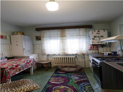 Ap 3 camere + garsonieră, suprafață 78mp, zona Tg. Cucu