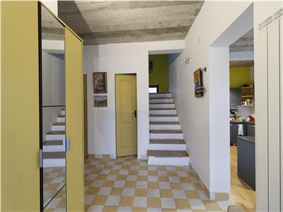 Casă de vânzare, suprafață 166mp, teren 600mp, zona Breazu