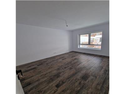 Mutare imediata! Apartament 2 camere 60 mp cu vedere la lac si loc de parcare