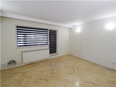 Casa S+P+1E+M, 278 mp, pentru birouri, Targu Cucu  Sararie