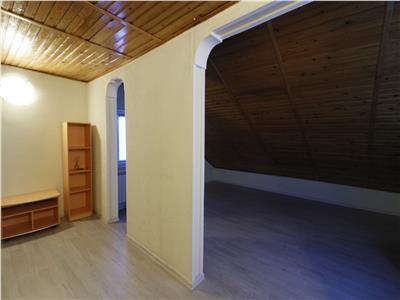 Casa S+P+1E+M, 278 mp, pentru birouri, Targu Cucu  Sararie