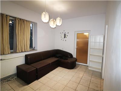 Apartament 2 camere, Ultracentral, in spate la UMF!