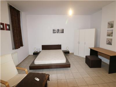 Apartament 2 camere, Ultracentral, in spate la UMF!