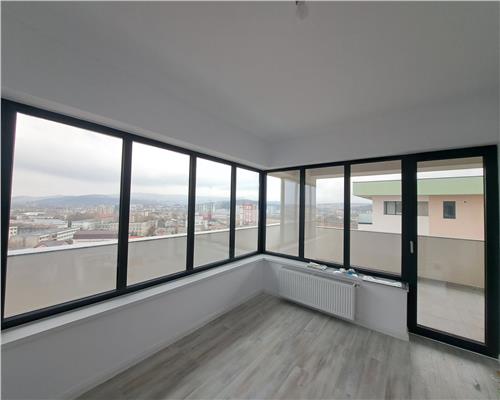 Apartament finalizat, 3 camere cu 2 bai, Podu RosBloc Nou