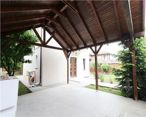 Vila superba, pozitie excelenta, zona Valea Lupului