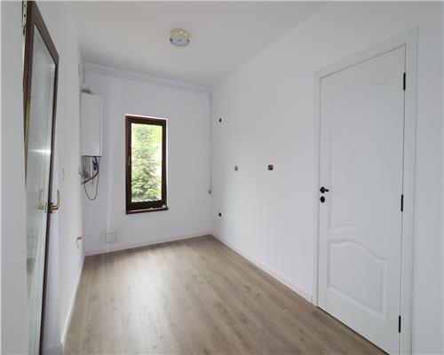 Vila superba, pozitie excelenta, zona Valea Lupului