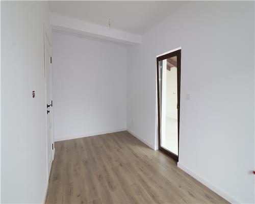 Vila superba, pozitie excelenta, zona Valea Lupului