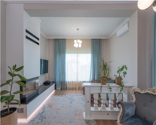 Vila superba de vanzare in zona Bucium