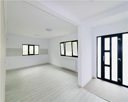 Casa plan parter, 4 camere, intabulata, Valea Lupului