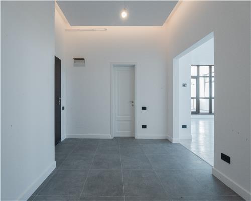 PENTHOUSE PREMIUM DE INCHIRIAT