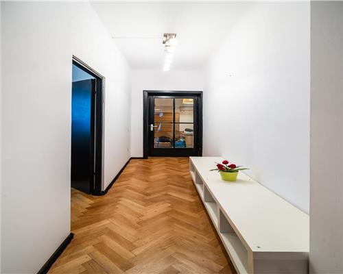 Apartament spatios cu 3 camere |Zona UltraCentrala