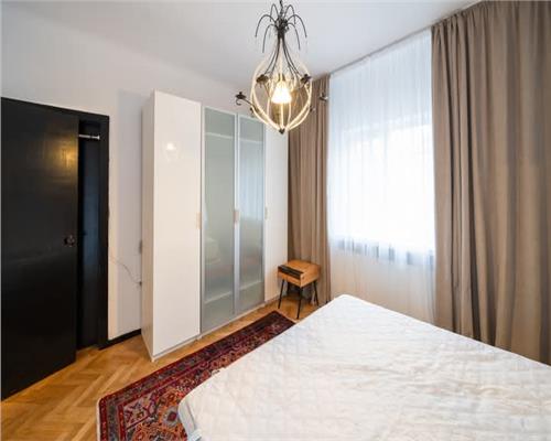Apartament spatios cu 3 camere |Zona UltraCentrala