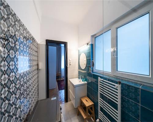Apartament spatios cu 3 camere |Zona UltraCentrala