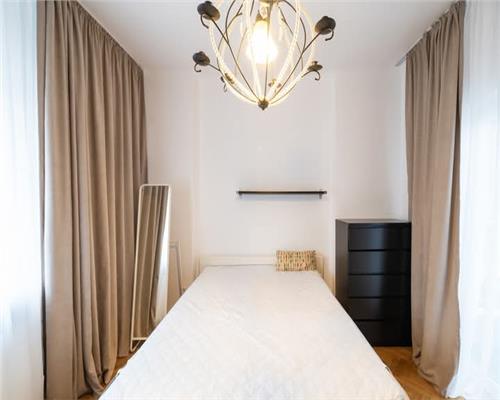 Apartament spatios cu 3 camere |Zona UltraCentrala