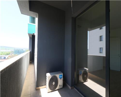 Apartament cu 2 camere decomandate, intabulat, Pacurari, etaj intermediar