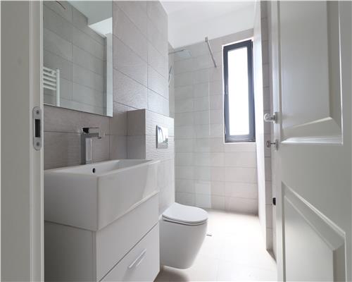 Apartament cu 2 camere decomandate, intabulat, Pacurari, etaj intermediar