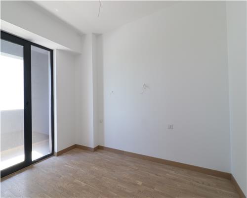 Apartament cu 2 camere decomandate, intabulat, Pacurari, etaj intermediar