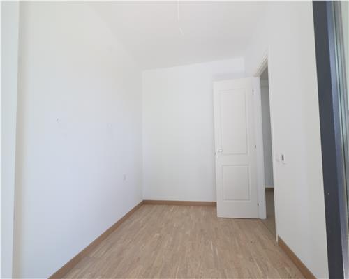 Apartament cu 2 camere decomandate, intabulat, Pacurari, etaj intermediar