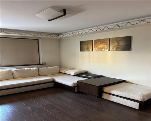 Apartament in Piata Unirii, etaj 3, renovat