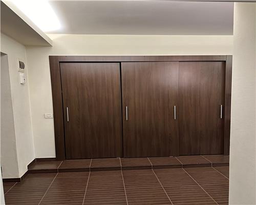 Apartament in Piata Unirii, etaj 3, renovat