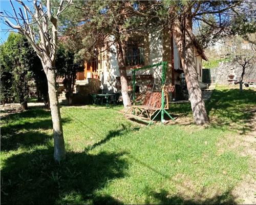Vila superba de vanzare| UltraCentral Sinaia|