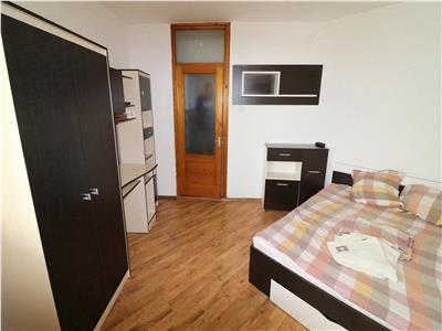 Apartament de 3 camere decomandat, 75mp, Nicolina Rond Vechi