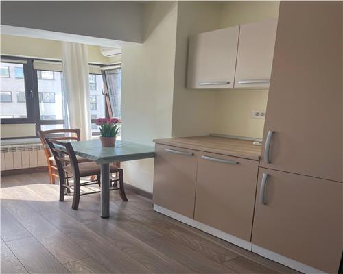 Apartament de 2 camere, Newton Tatarasi, Loc de parcare, etaj 4