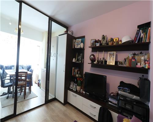 Apartament de 2 camere, Newton Tatarasi, Loc de parcare, etaj 4