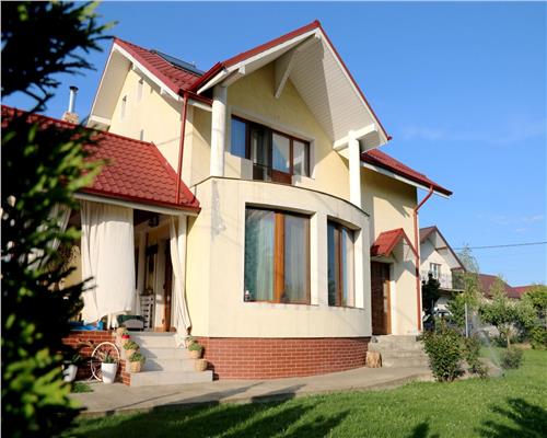 Casa deosebita in Breazu, zona verde, linistita, aproape de oras