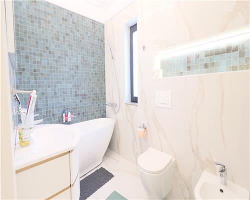 Casa Premium mobilata si utilata complet ,4 camere, zona Breazu.