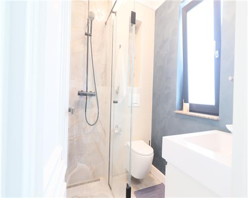 Casa Premium mobilata si utilata complet ,4 camere, zona Breazu.