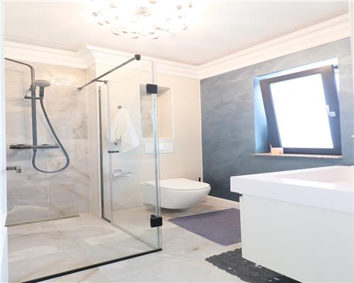 Casa Premium mobilata si utilata complet ,4 camere, zona Breazu.