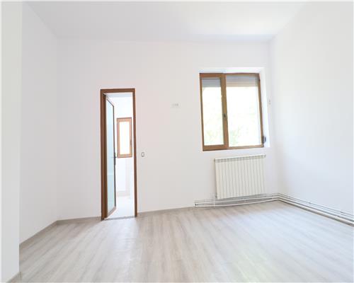 Apartament de 5 camere la casa, Bulevardul Independentei