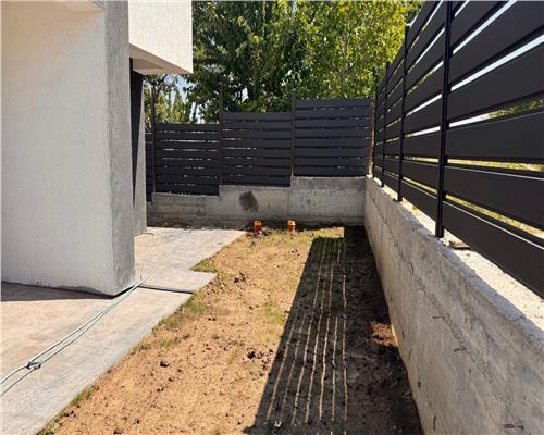Vila tip duplex de vanzare in Rediu, design mediteranean, panorama catre Dealul Copoului, terasa 70 mp