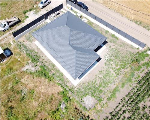 Casa plan parter de vanzare in Holboca 4 camere, 500 mp teren .
