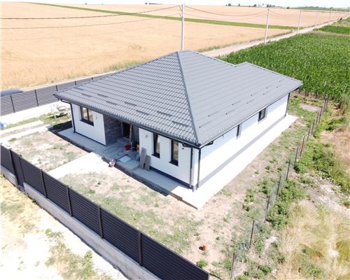 Casa plan parter de vanzare in Holboca 4 camere, 500 mp teren .