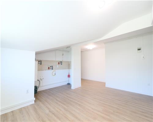 Apartament 3 camere Strada Luminii