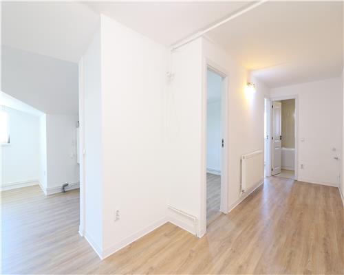 Apartament 3 camere Strada Luminii